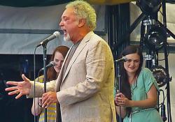 Tom Jones Tickets
