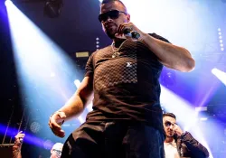 Jung, Brutal, Gutaussehend - Kollegah & Farid Bang
